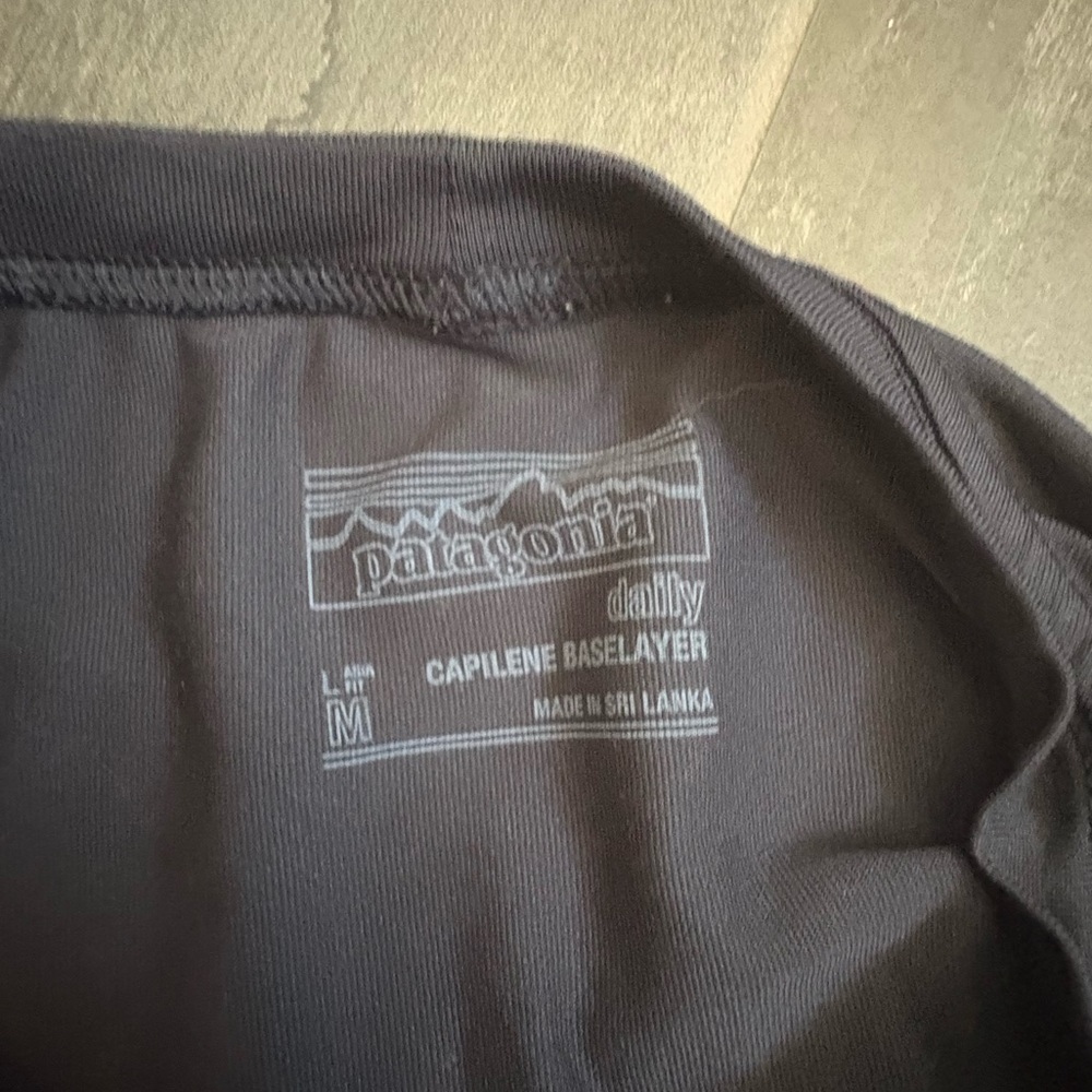 Patagonia size medium capsule base layer top black